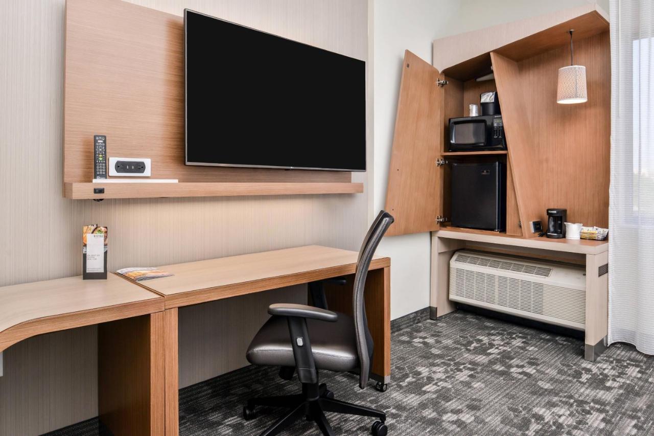 Courtyard By Marriott Charlotte Northlake Kültér fotó