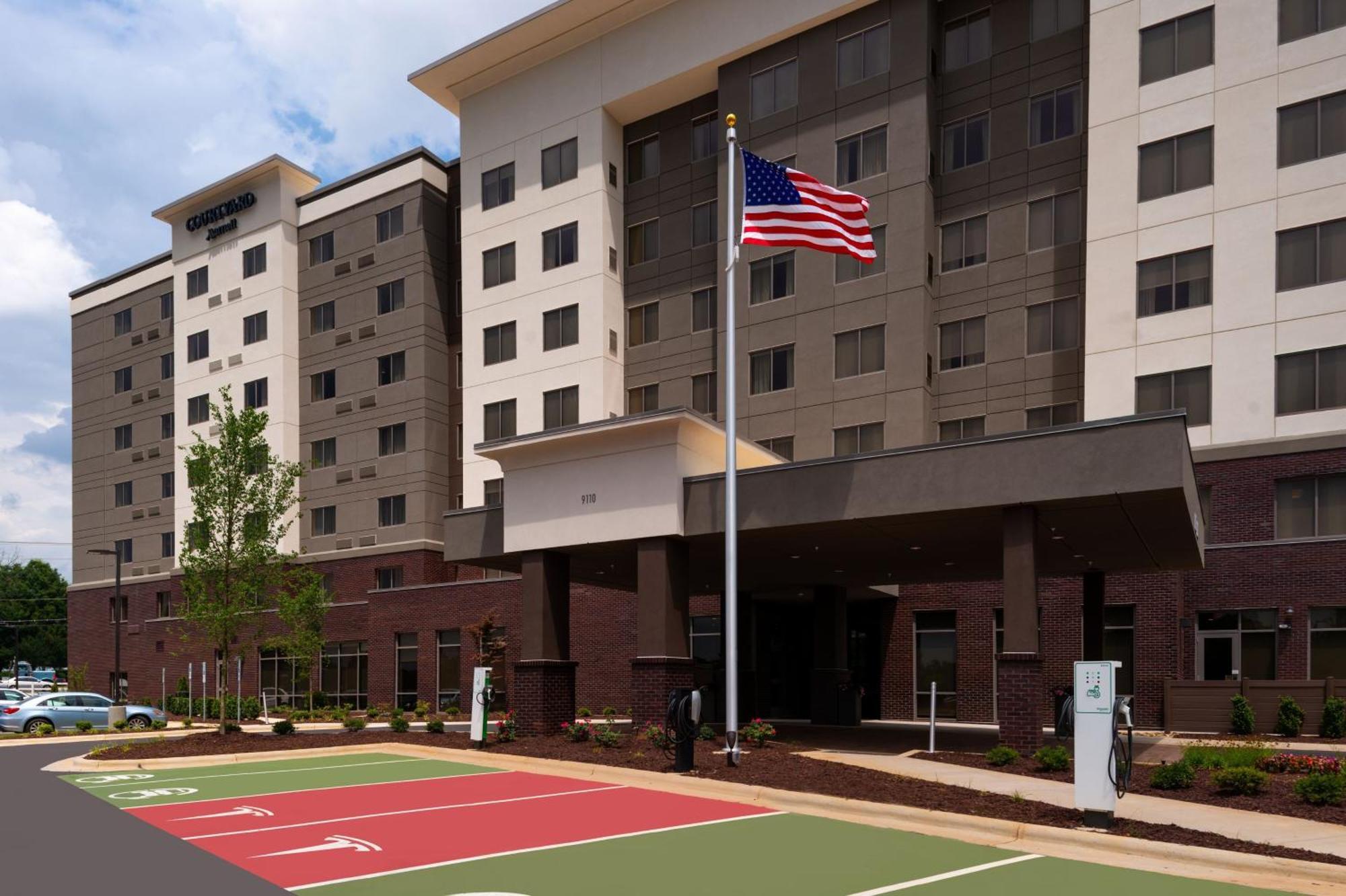 Courtyard By Marriott Charlotte Northlake Kültér fotó