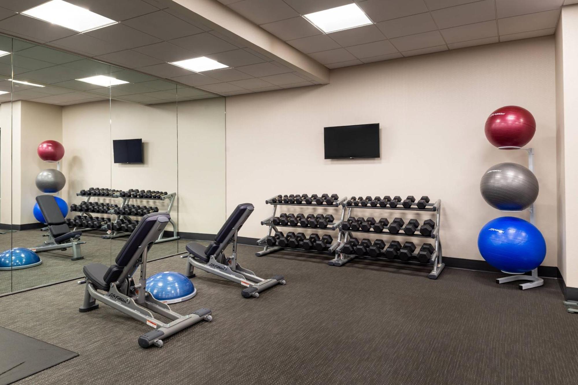 Courtyard By Marriott Charlotte Northlake Kültér fotó